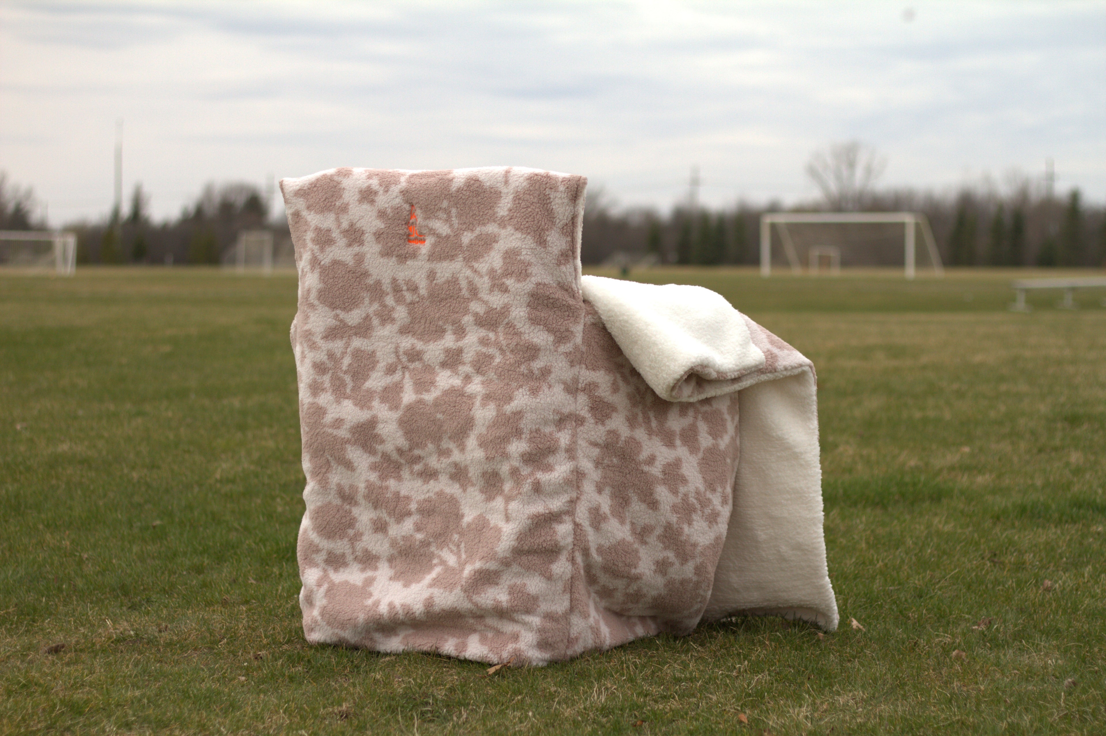 Leaf Print Sherpa with White Sherpa